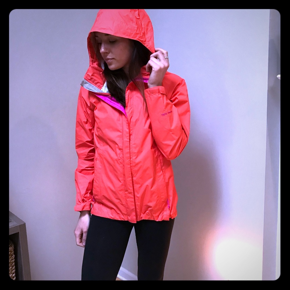 🦋North Face WindBreaker🦋